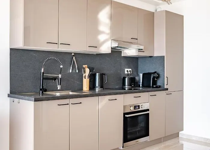 Luxury With Sea View And Private Access Apartmán