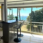 Luxury With Sea View And Private Access Lägenhet
